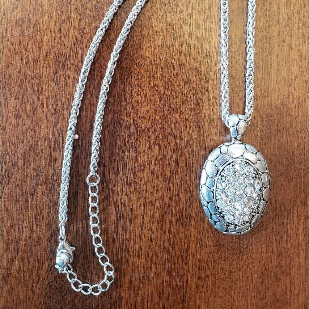 Premier silver and  jewel‎ necklace